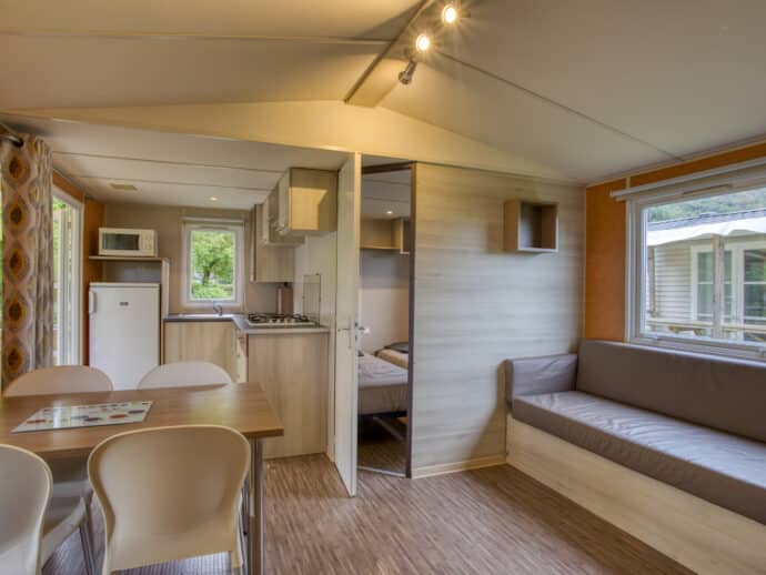 Mobil home confort plus au camping la Salvinie